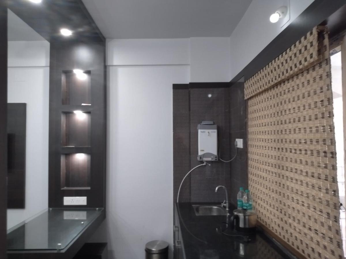 La Platina Premium Suites, Near Puri Sea Beach Buitenkant foto