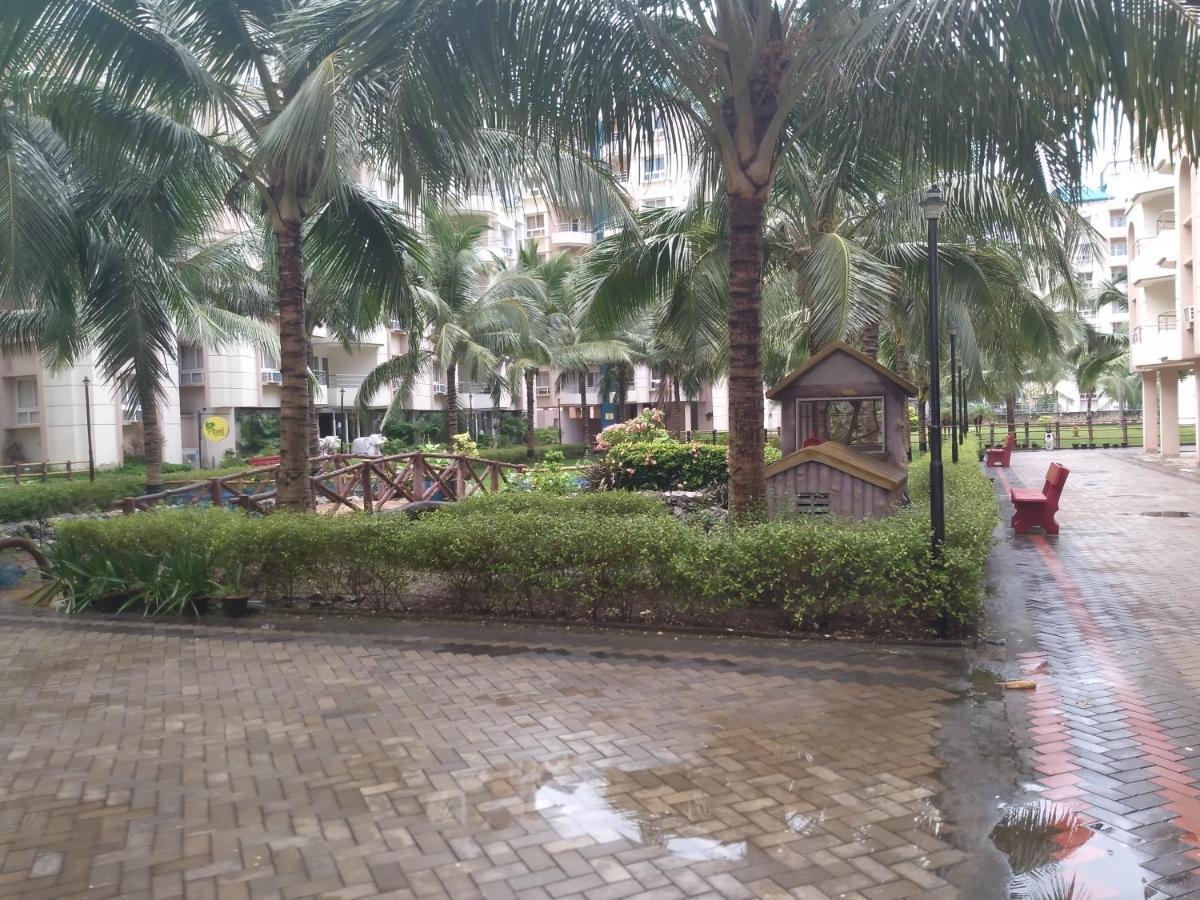 La Platina Premium Suites, Near Puri Sea Beach Buitenkant foto