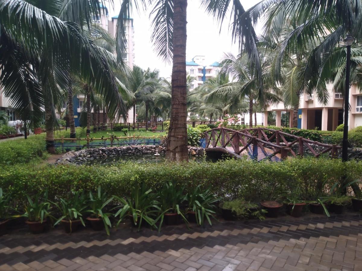 La Platina Premium Suites, Near Puri Sea Beach Buitenkant foto