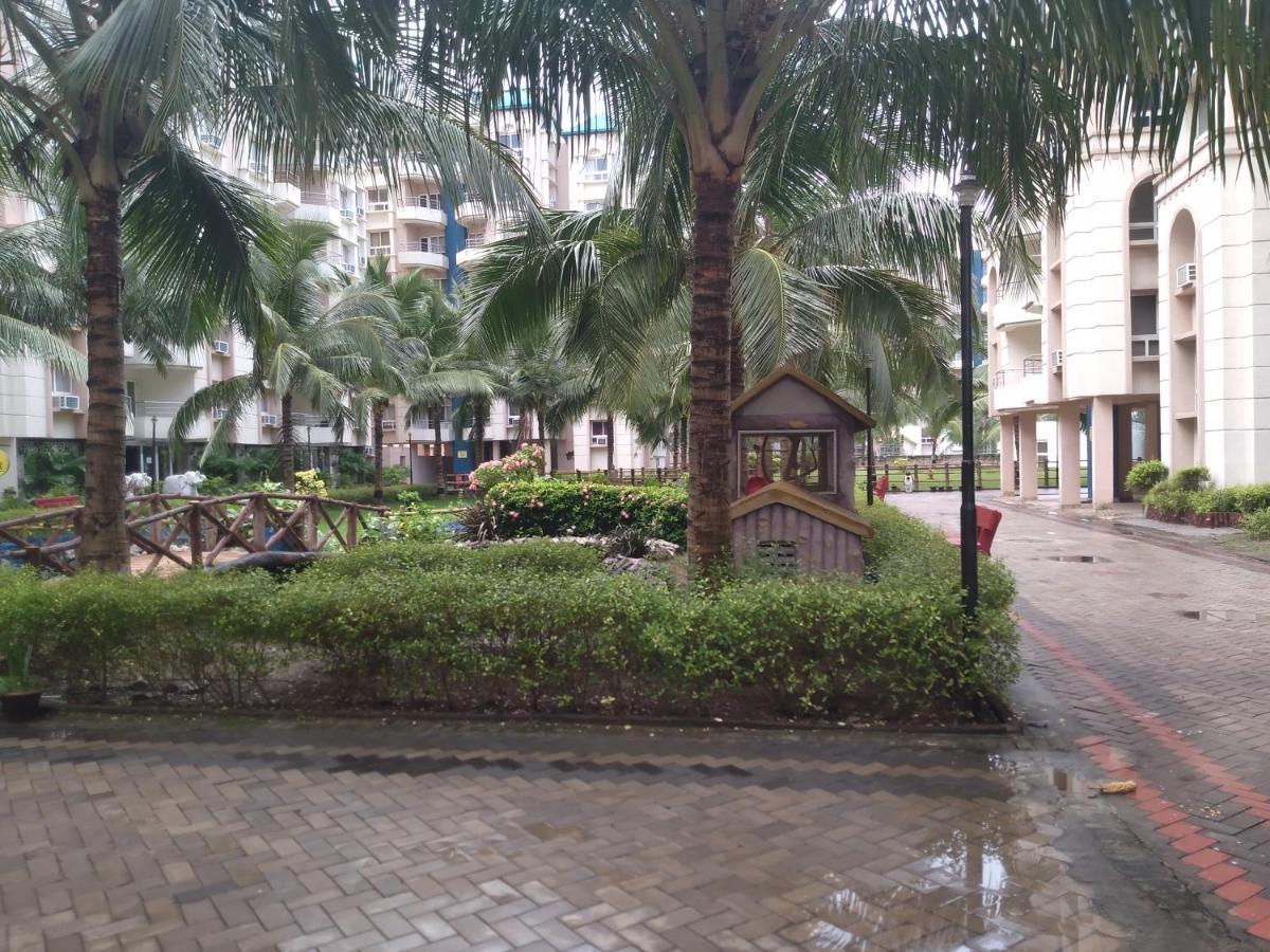 La Platina Premium Suites, Near Puri Sea Beach Buitenkant foto