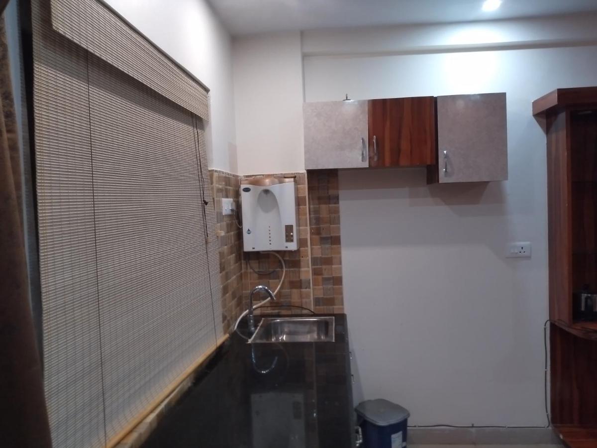 La Platina Premium Suites, Near Puri Sea Beach Buitenkant foto