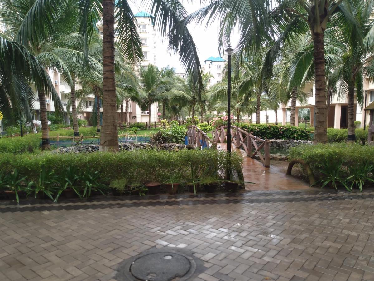 La Platina Premium Suites, Near Puri Sea Beach Buitenkant foto