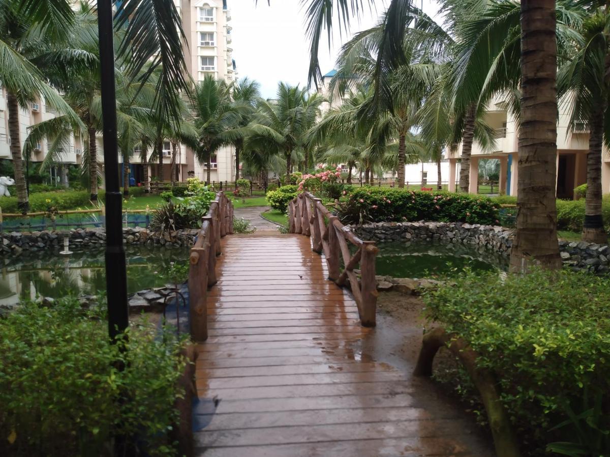 La Platina Premium Suites, Near Puri Sea Beach Buitenkant foto