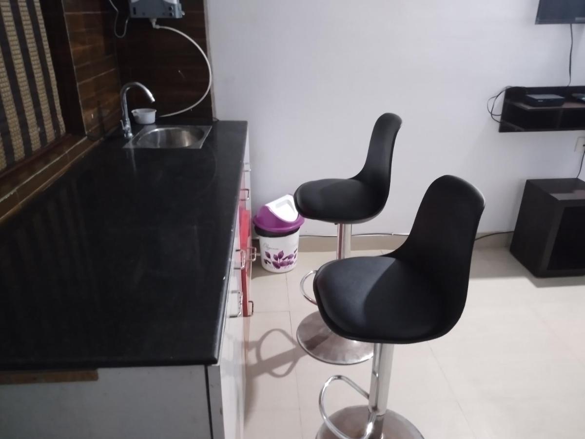 La Platina Premium Suites, Near Puri Sea Beach Buitenkant foto